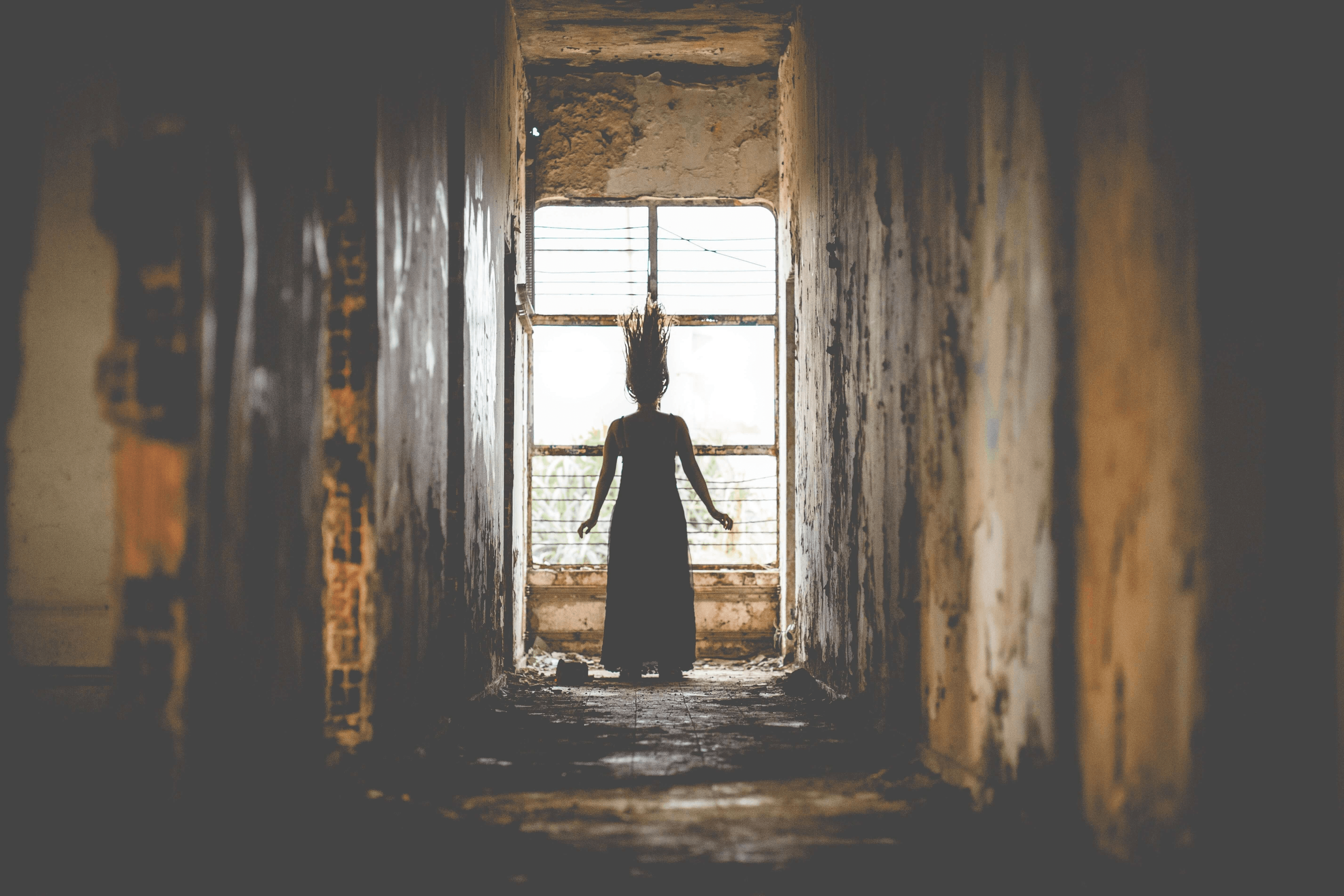 Top Horror Thrillers That Will Keep You on Edge