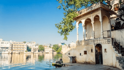 Explore the Rich Culture of Udaipur 9