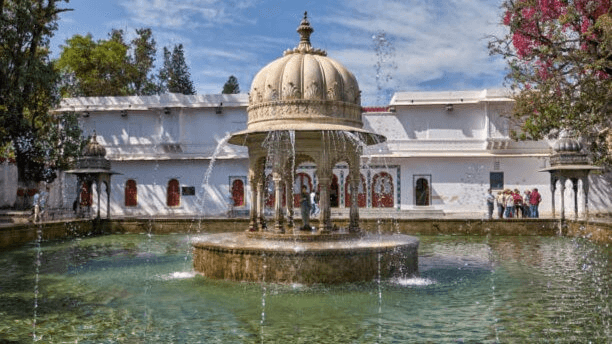 Hidden Gems of the City of Lakes 6