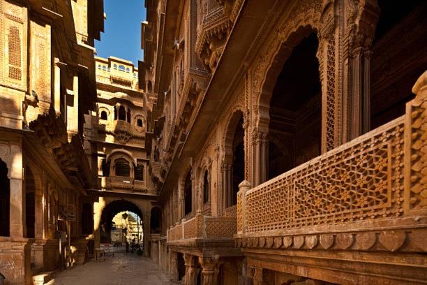Explore The Golden City Of Jaisalmer