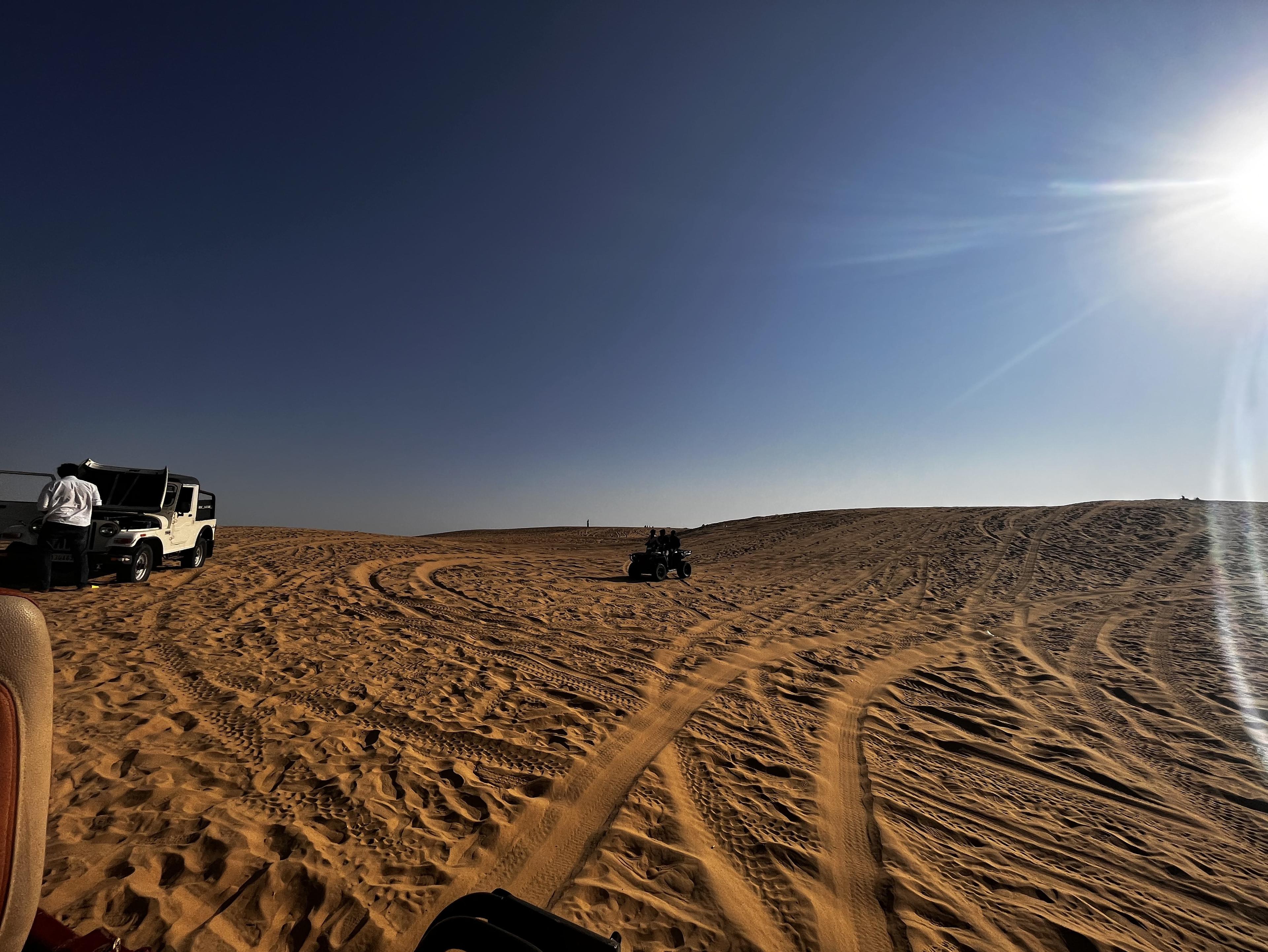 Sand Dunes Jeep Safari