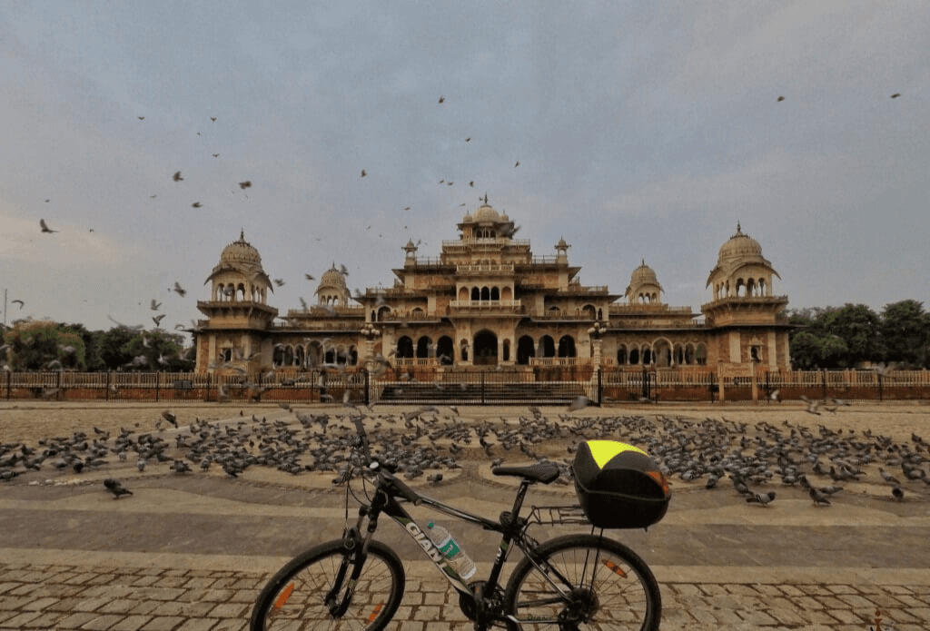 Morning cycling in the Pink City