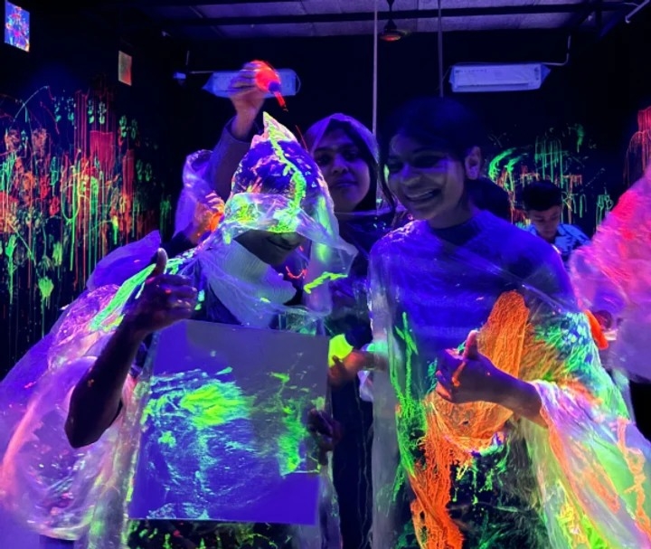 Neon Splash : Enjoy with Neon colours 2