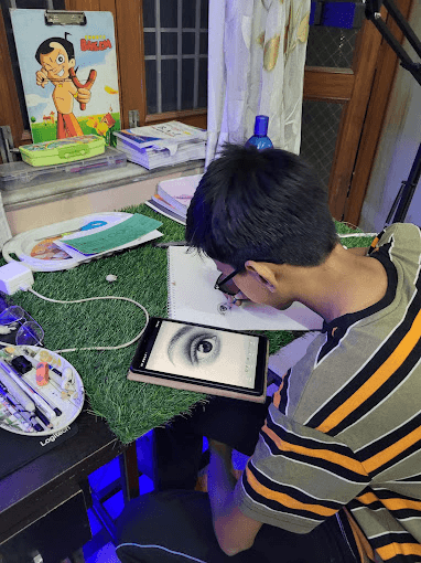 Master your skills with our Art Classes