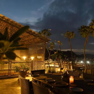 Amal Cafe