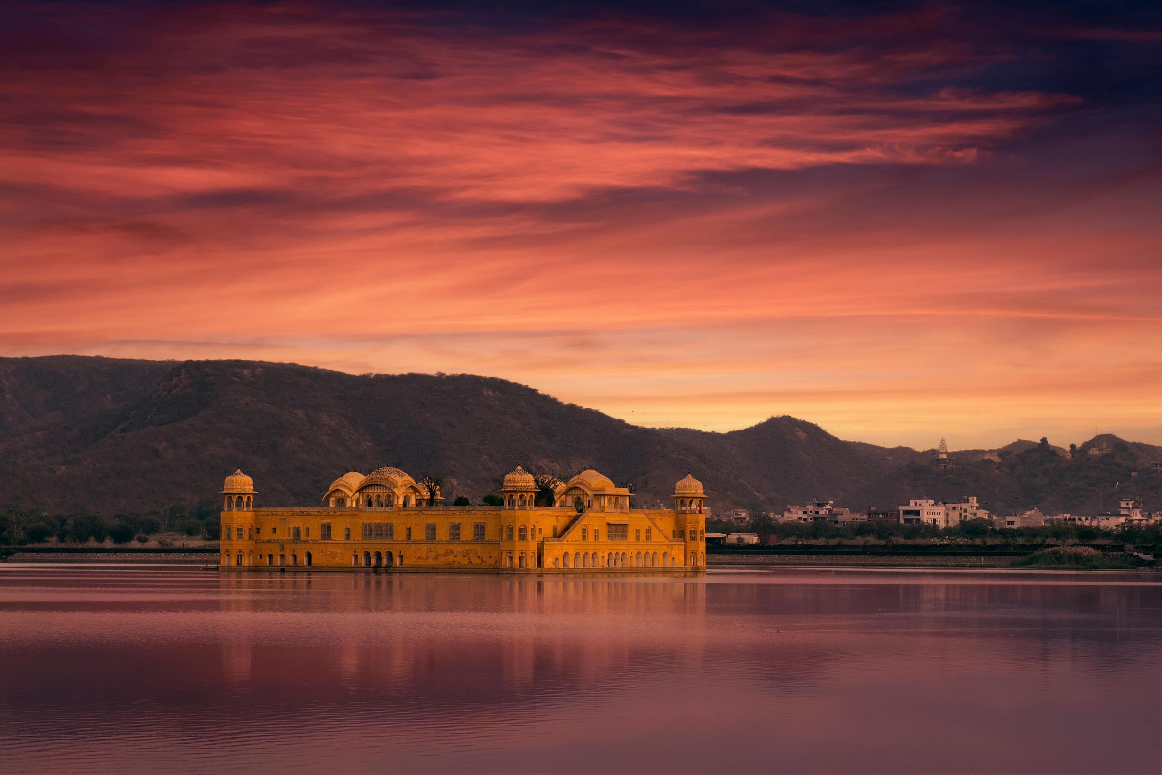Discovering the Pink City's Royal Heritage 2