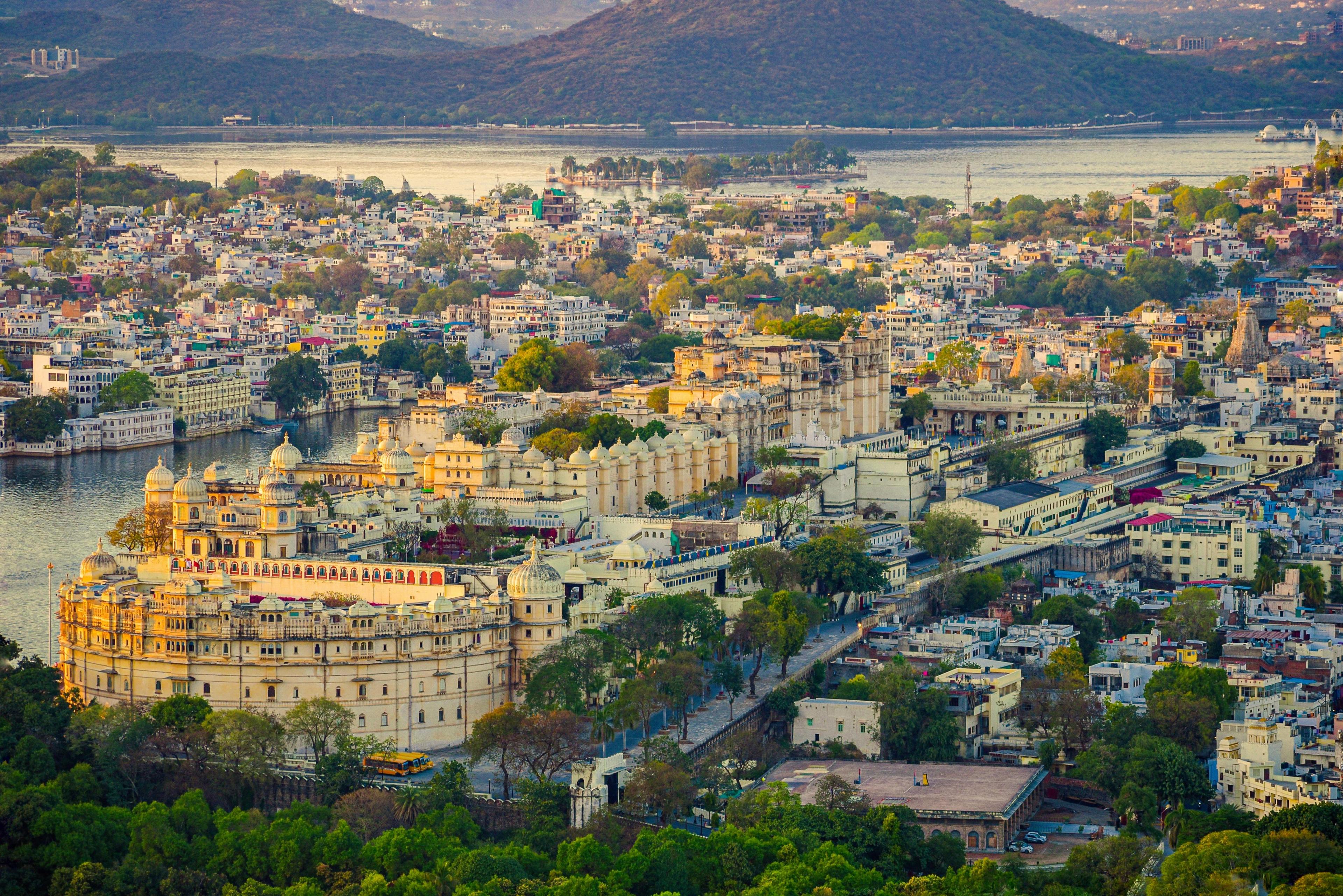 From Udaipur's Palaces to Mount Abu's Peaks