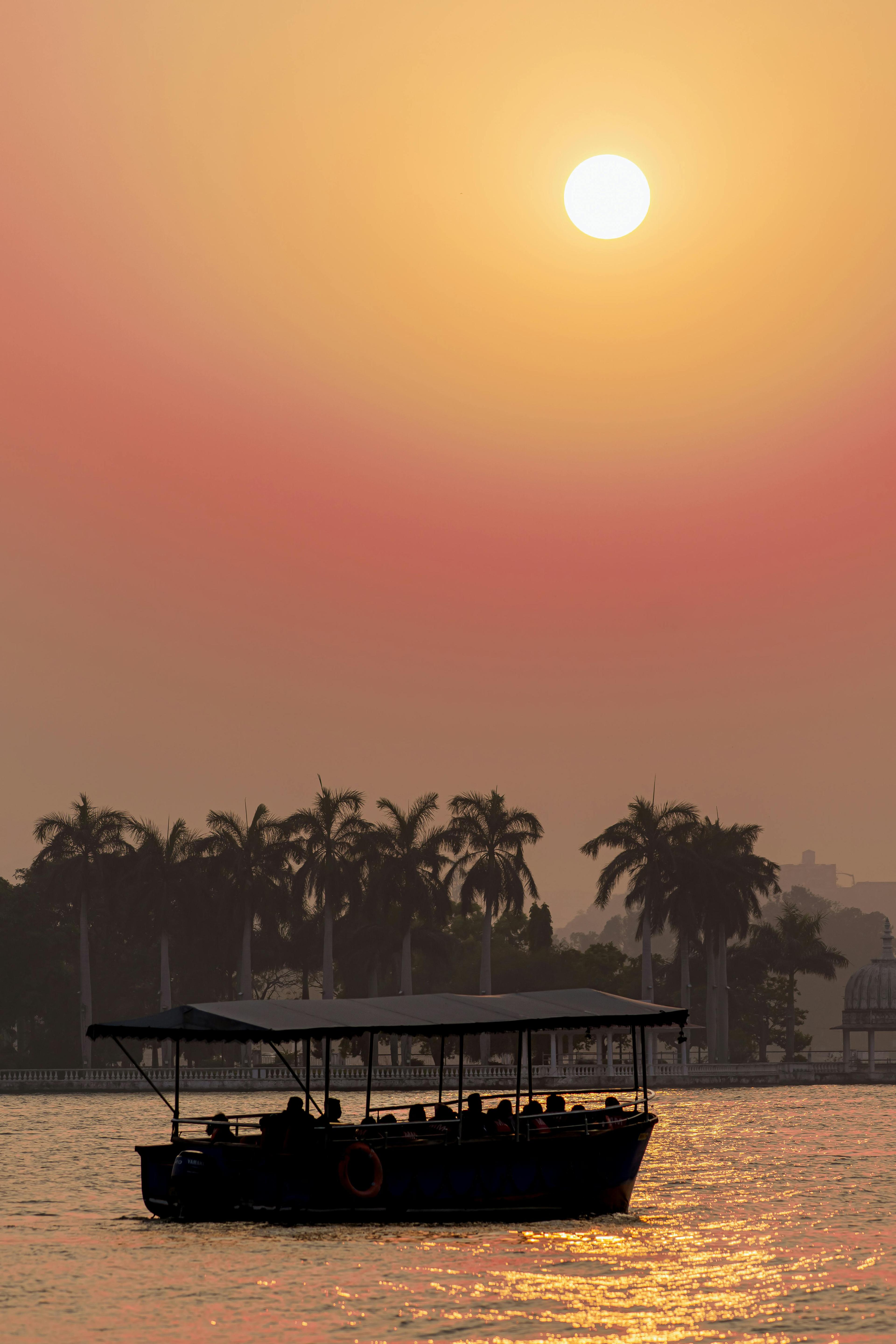 From Udaipur's Palaces to Mount Abu's Peaks