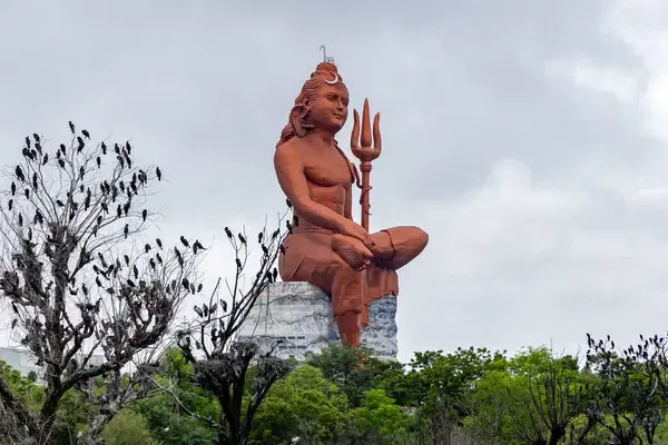 Experience the spiritual bliss of 'Statue of Belief'