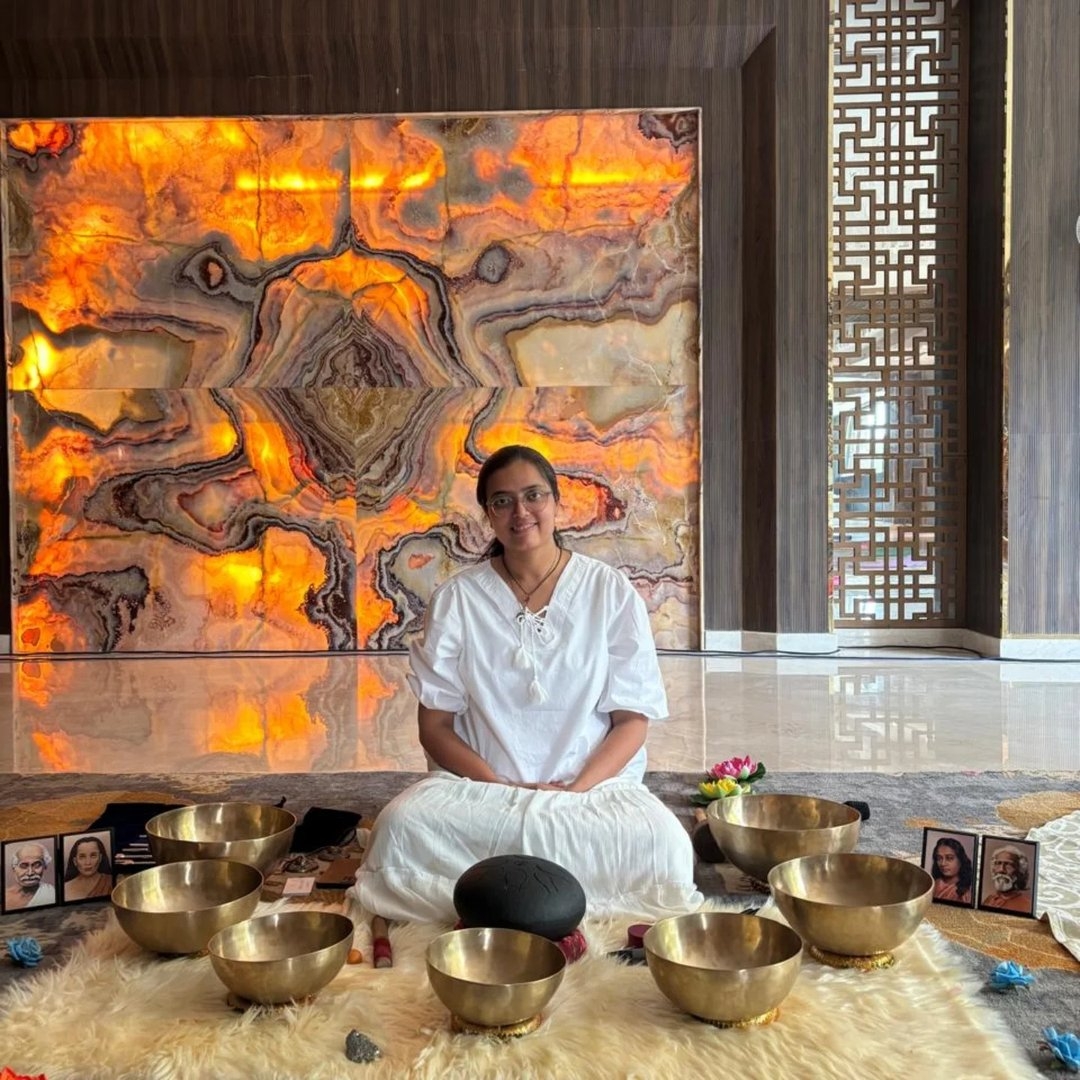 Glow from inside out | Face yoga & sound bath experience 4